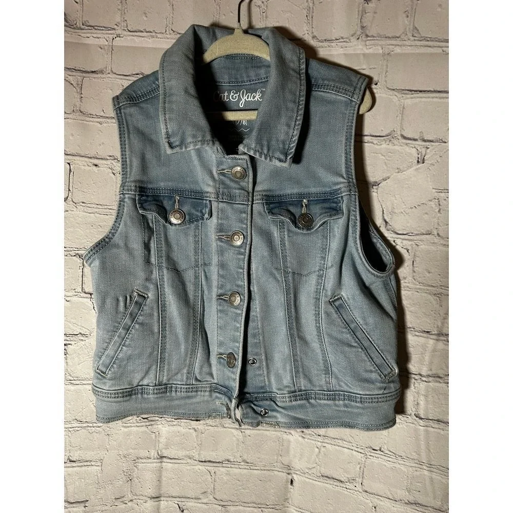 Cat & Jack Kids Light Wash Denim Vest Size M 7/8 Blue Jean Vest Distressed Hem